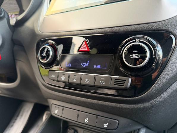 Hyundai Solaris II с пробегом 2018 года, цена 1 455 000 рублей, 47000 км, седан, Автокод Объявления