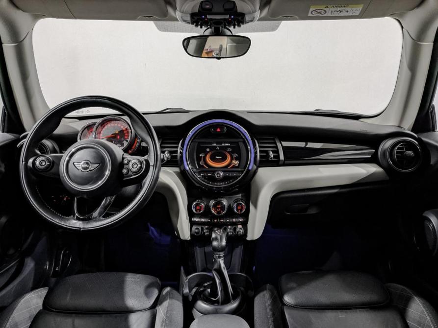 Mini Hatch III (F55/F56) Рестайлинг Химки  - изображение 14