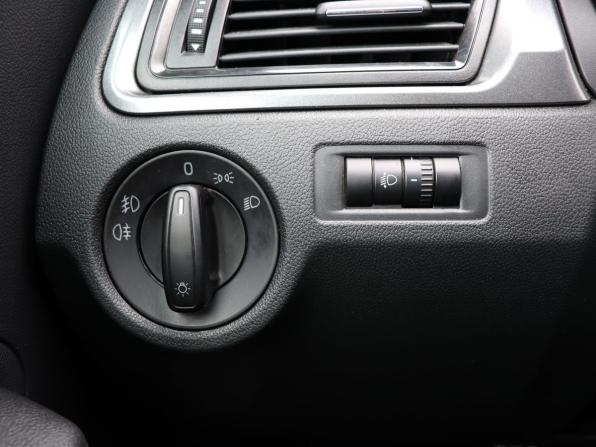 Skoda Rapid I с пробегом 2014 года, цена 749 000 рублей, 170000 км, лифтбек, Автокод Объявления