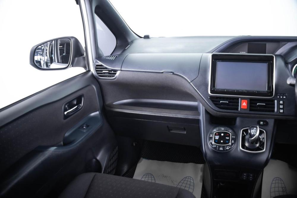 Toyota Voxy III (R80) Пермь  - изображение 15
