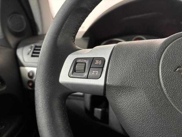 Opel Astra H Рестайлинг с пробегом 2011 года, цена 600 000 рублей, 167072 км, универсал, Автокод Объявления