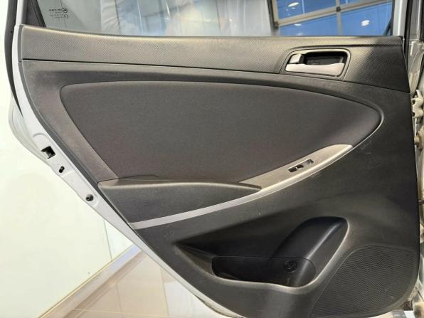Hyundai Solaris I Рестайлинг с пробегом 2014 года, цена 720 000 рублей, 223011 км, седан, Автокод Объявления