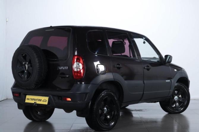 Chevrolet Niva I Рестайлинг с пробегом 2015 года, цена 699 000 рублей, 149320 км, внедорожник, Автокод Объявления
