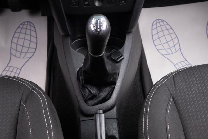Renault Logan II Рестайлинг с пробегом 2020 года, цена 849 000 рублей, 86510 км, седан, Автокод Объявления