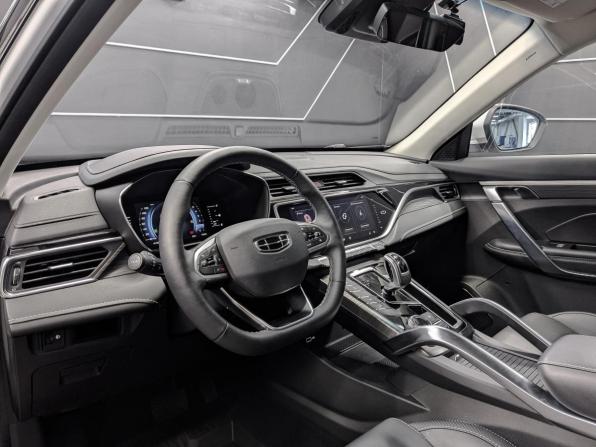 Geely Atlas Pro с пробегом 2022 года, цена 1 970 000 рублей, 40996 км, внедорожник, Автокод Объявления