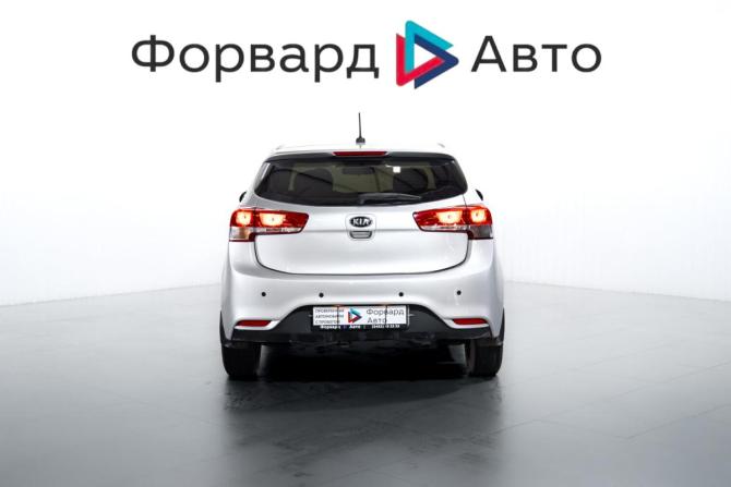 Kia Rio III Рестайлинг с пробегом 2017 года, цена 909 000 рублей, 95897 км, хэтчбек, Автокод Объявления