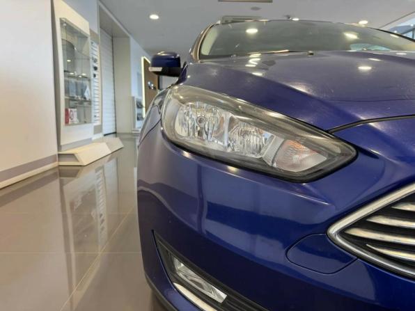 Ford Focus III Рестайлинг с пробегом 2015 года, цена 890 000 рублей, 206088 км, универсал, Автокод Объявления