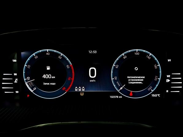 Skoda Octavia IV (A8) с пробегом 2020 года, цена 2 095 000 рублей, 102374 км, лифтбек, Автокод Объявления