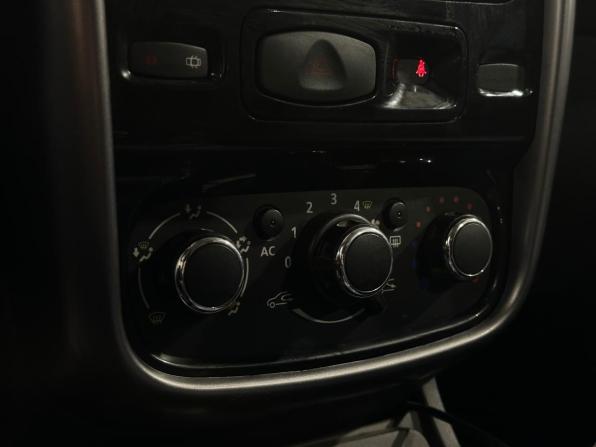 Renault Duster I с пробегом 2014 года, цена 1 300 000 рублей, 97737 км, внедорожник, Автокод Объявления