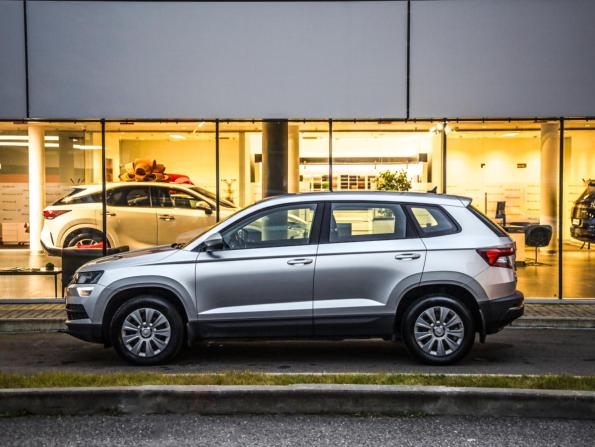 Skoda Karoq I с пробегом 2021 года, цена 1 835 000 рублей, 185930 км, внедорожник, Автокод Объявления