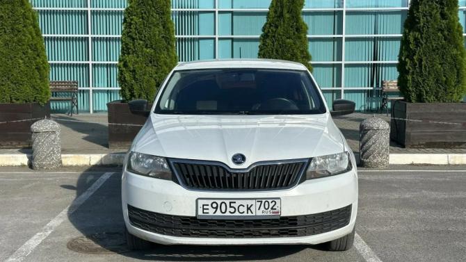 Skoda Rapid I с пробегом 2014 года, цена 695 000 рублей, 217950 км, лифтбек, Автокод Объявления