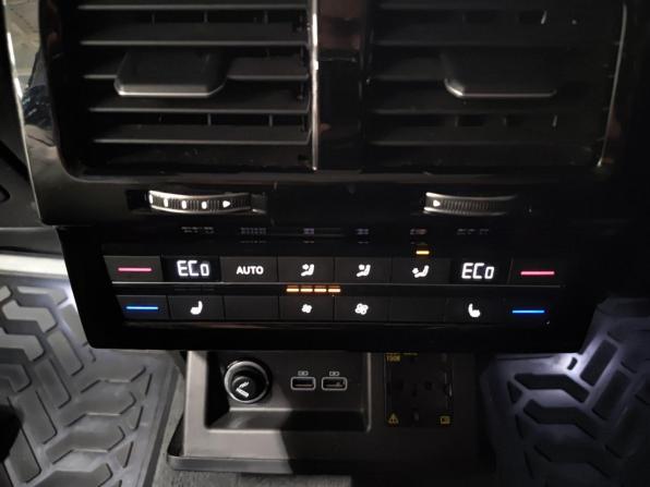 Volkswagen Touareg III с пробегом 2020 года, цена 5 480 000 рублей, 107027 км, внедорожник, Автокод Объявления