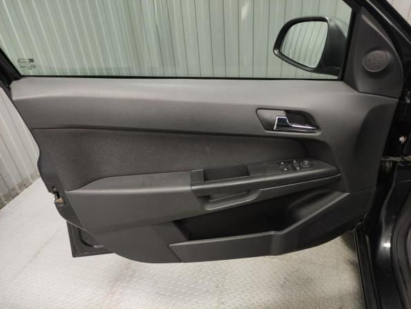 Opel Astra H Рестайлинг с пробегом 2012 года, цена 700 000 рублей, 132000 км, универсал, Автокод Объявления