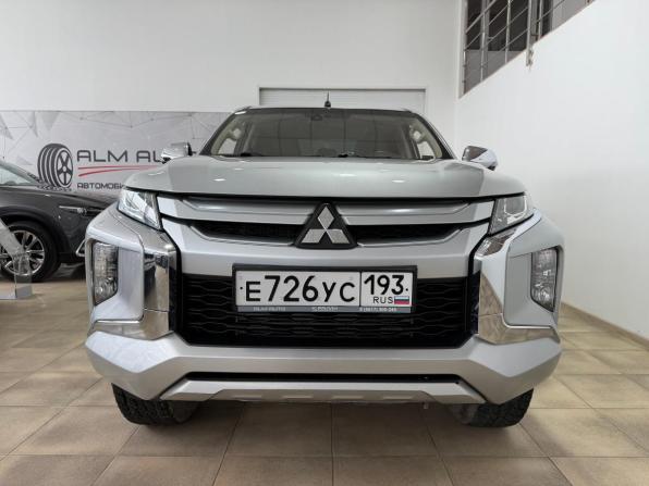 Mitsubishi L200 V Рестайлинг с пробегом 2020 года, цена 2 900 000 рублей, 128140 км, пикап, Автокод Объявления