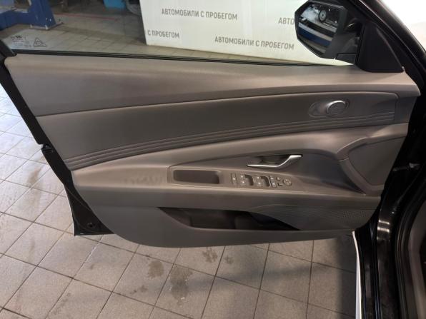 Hyundai Elantra VII (CN7) с пробегом 2022 года, цена 1 399 000 рублей, 205000 км, седан, Автокод Объявления