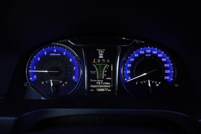 Toyota Camry VII (XV50) Рестайлинг 2 с пробегом 2017 года, цена 1 995 000 рублей, 168876 км, седан, Автокод Объявления