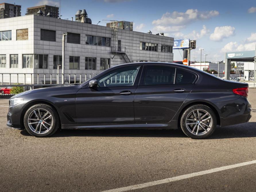 BMW 5 серии VII (G30/G31/G38) Москва  - изображение 9