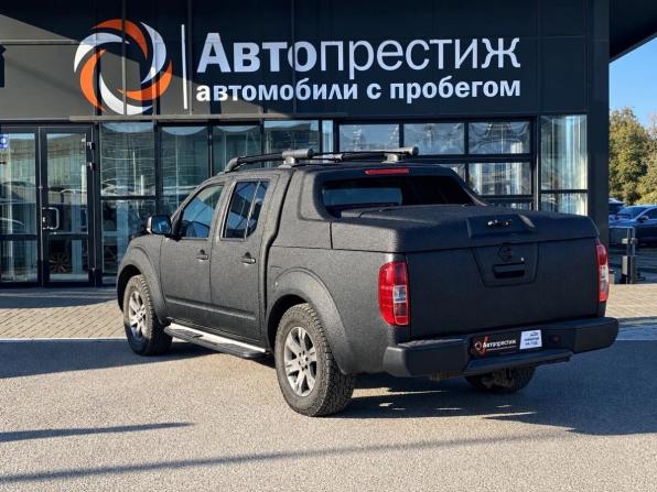 Nissan Navara (Frontier) III (D40) Рестайлинг с пробегом 2010 года, цена 1 670 000 рублей, 325236 км, offers.body_type.unknown, Автокод Объявления