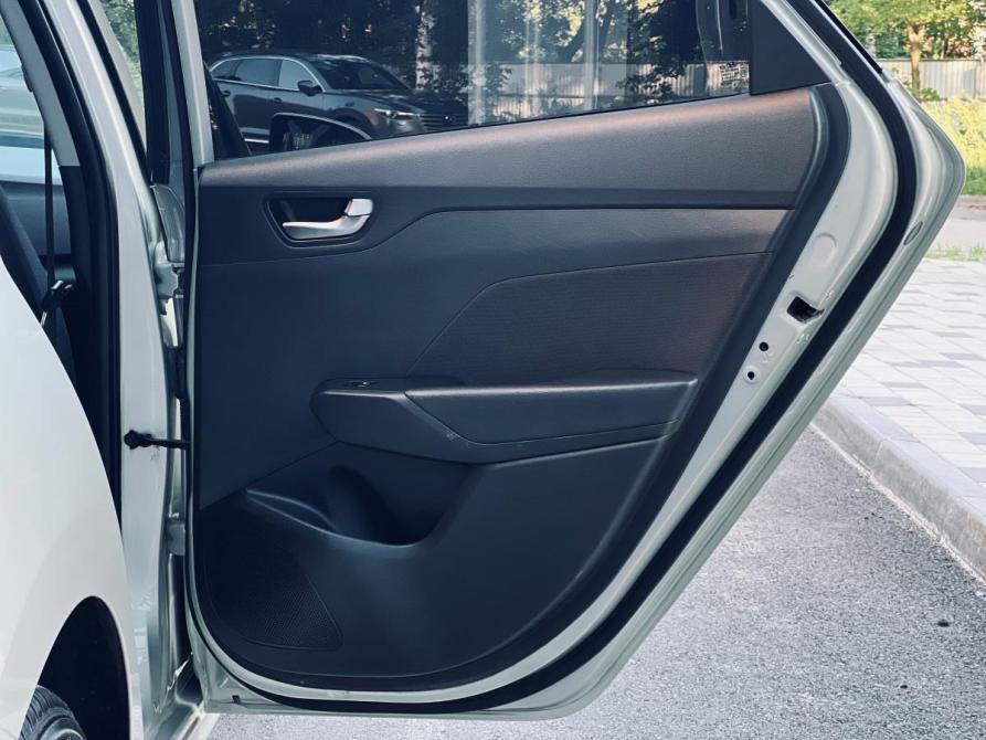 Hyundai Solaris II Уфа  - изображение 17