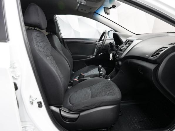 Hyundai Solaris I Рестайлинг с пробегом 2016 года, цена 766 000 рублей, 198898 км, седан, Автокод Объявления