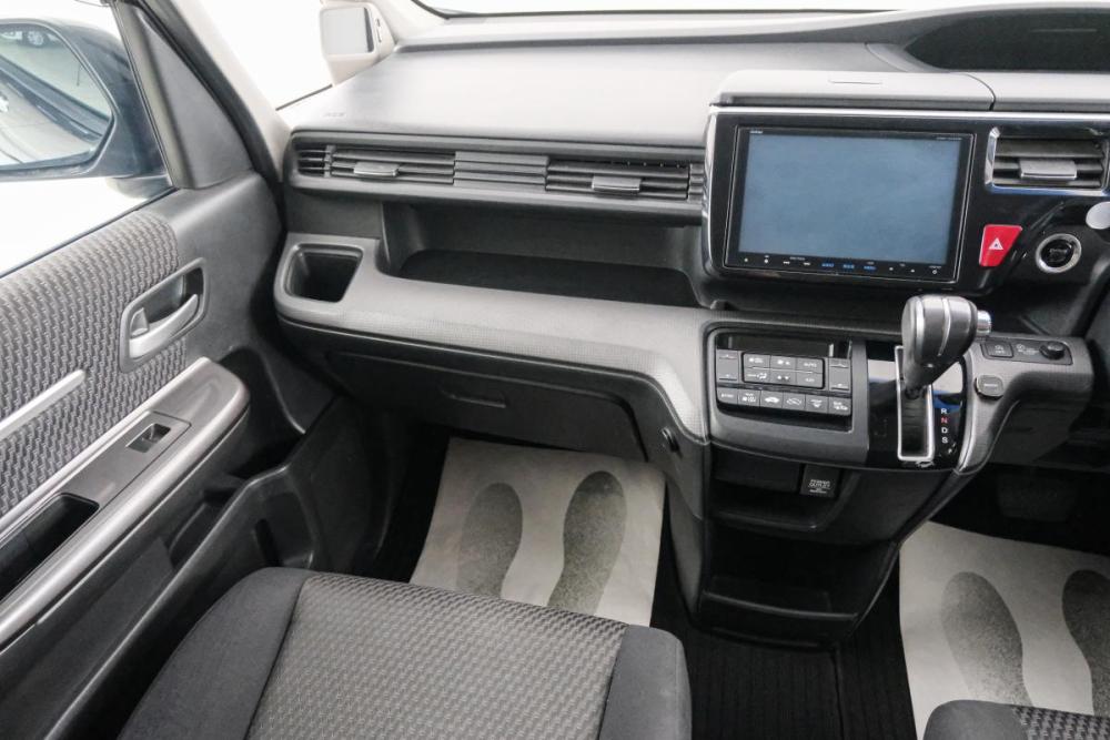Honda Stepwgn V Красноярск  - изображение 12