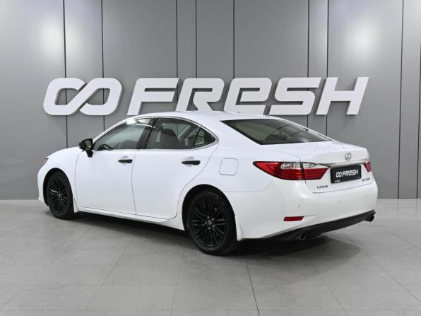 Lexus ES VI с пробегом 2015 года, цена 2 299 000 рублей, 193055 км, седан, Автокод Объявления