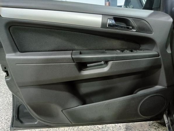 Opel Zafira B Рестайлинг с пробегом 2012 года, цена 765 000 рублей, 98916 км, компактвэн, Автокод Объявления