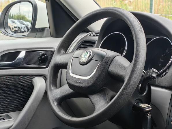Skoda Yeti I с пробегом 2011 года, цена 529 000 рублей, 201476 км, внедорожник, Автокод Объявления