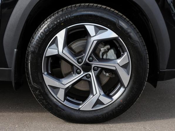 Geely Atlas II с пробегом 2024 года, цена 3 149 000 рублей, 23700 км, внедорожник, Автокод Объявления