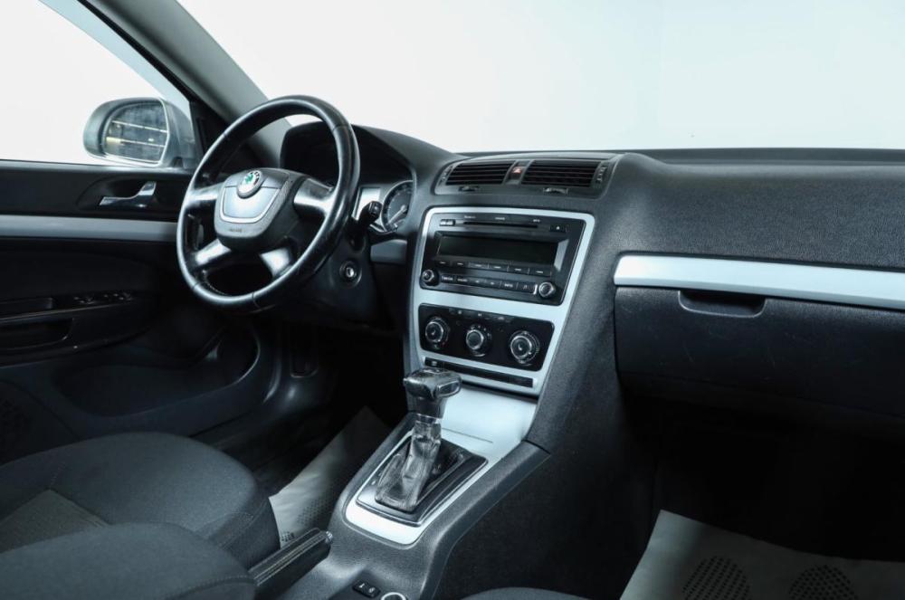Skoda Octavia II (A5) Рестайлинг Новосибирск  - изображение 10