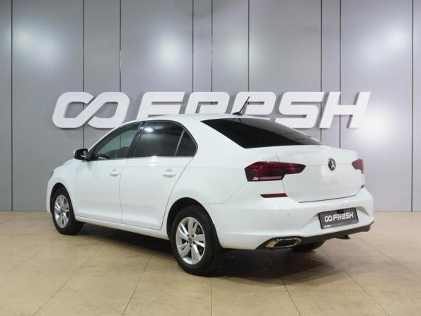 Volkswagen Polo VI с пробегом 2022 года, цена 1 559 000 рублей, 161976 км, лифтбек, Автокод Объявления