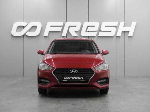 Hyundai Solaris II с пробегом 2017 года, цена 1 347 000 рублей, 105231 км, седан, Автокод Объявления