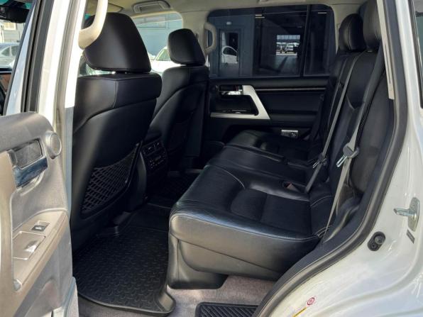 Toyota Land Cruiser 200 Series Рестайлинг 1 с пробегом 2012 года, цена 4 049 000 рублей, 140864 км, внедорожник, Автокод Объявления