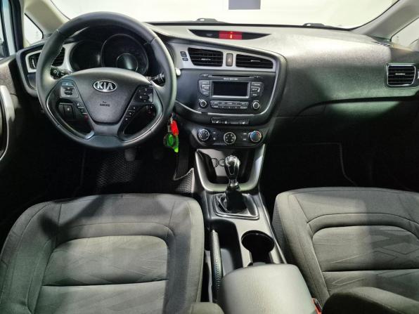 Kia Ceed II с пробегом 2014 года, цена 1 030 000 рублей, 107000 км, хэтчбек, Автокод Объявления