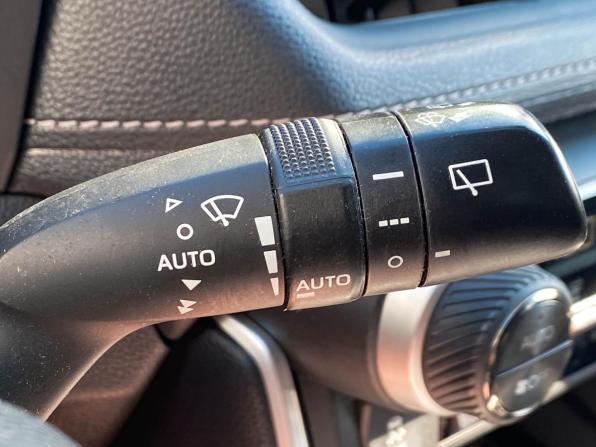 Toyota RAV4 V (XA50) с пробегом 2021 года, цена 3 619 000 рублей, 75428 км, внедорожник, Автокод Объявления