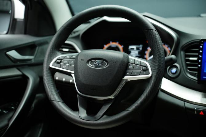 Lada (ВАЗ) Vesta I Рестайлинг (NG) с пробегом 2024 года, цена 1 390 000 рублей, 29336 км, седан, Автокод Объявления