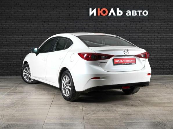 Mazda 3 III (BM) Рестайлинг с пробегом 2017 года, цена 1 500 000 рублей, 254724 км, седан, Автокод Объявления