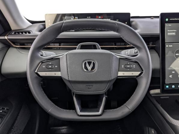 Changan Lamore с пробегом 2024 года, цена 2 319 000 рублей, 178 км, седан, Автокод Объявления