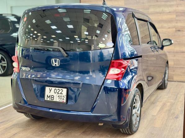 Honda Freed I с пробегом 2010 года, цена 1 220 000 рублей, 212000 км, компактвэн, Автокод Объявления