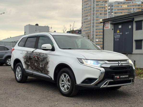 Mitsubishi Outlander III Рестайлинг 3 с пробегом 2019 года, цена 1 985 000 рублей, 89000 км, внедорожник, Автокод Объявления