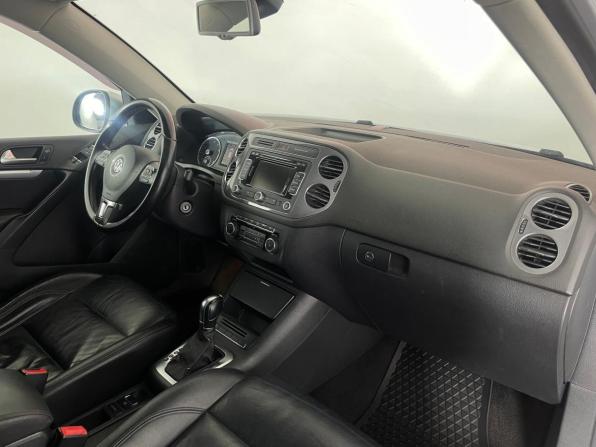 Volkswagen Tiguan I Рестайлинг с пробегом 2011 года, цена 1 095 000 рублей, 257112 км, внедорожник, Автокод Объявления