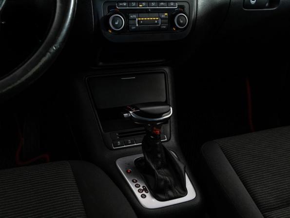 Volkswagen Tiguan I Рестайлинг с пробегом 2013 года, цена 949 000 рублей, 263210 км, внедорожник, Автокод Объявления