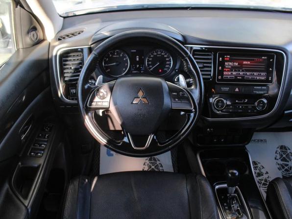 Mitsubishi Outlander III Рестайлинг 2 с пробегом 2017 года, цена 1 599 000 рублей, 220975 км, внедорожник, Автокод Объявления