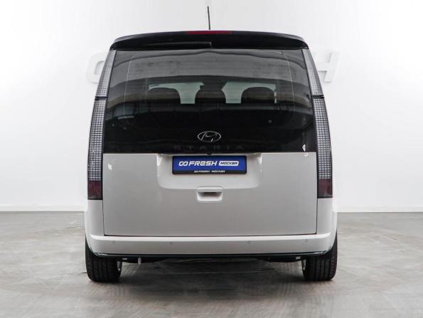 Hyundai Staria I с пробегом 2021 года, цена 4 545 055 рублей, 93591 км, минивэн, Автокод Объявления