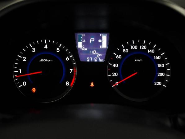 Hyundai Solaris I Рестайлинг с пробегом 2016 года, цена 1 049 000 рублей, 97120 км, седан, Автокод Объявления
