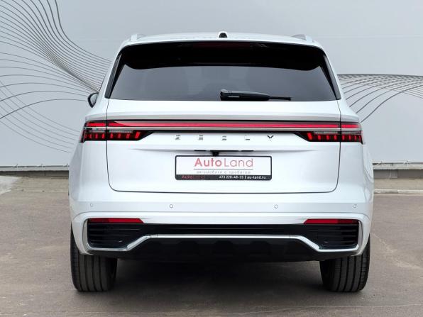 Geely Monjaro I Рестайлинг с пробегом 2025 года, цена 3 850 000 рублей, 5822 км, внедорожник, Автокод Объявления