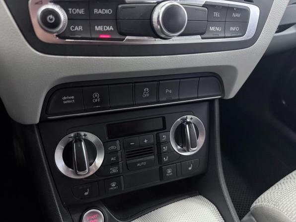 Audi Q3 I (8U) с пробегом 2012 года, цена 1 489 000 рублей, 236658 км, внедорожник, Автокод Объявления