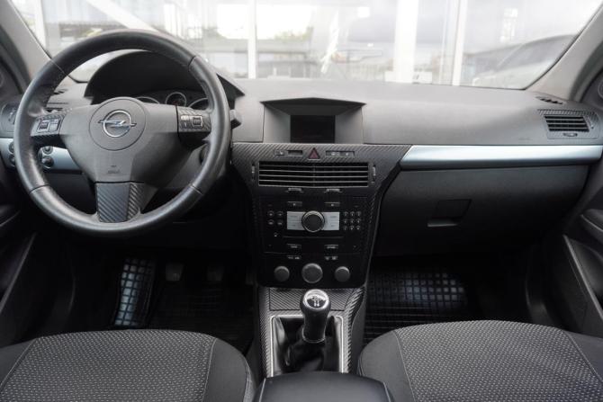 Opel Astra H Рестайлинг с пробегом 2007 года, цена 497 000 рублей, 255265 км, хэтчбек, Автокод Объявления