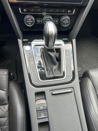 Volkswagen Passat B8 с пробегом 2018 года, цена 1 920 000 рублей, 161000 км, седан, Автокод Объявления