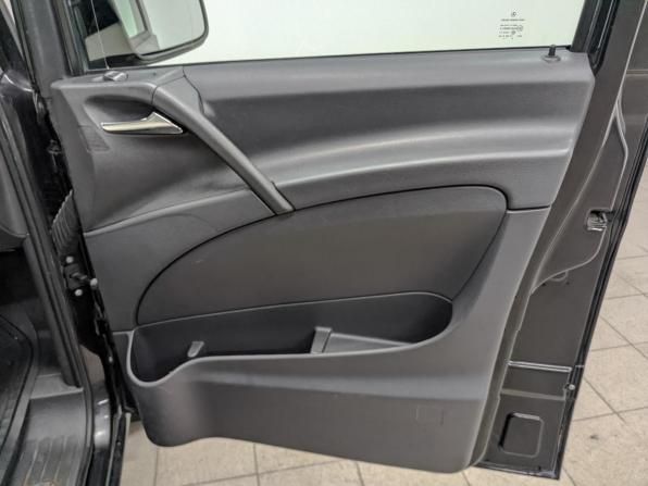 Mercedes-Benz Vito II (W639) Рестайлинг с пробегом 2013 года, цена 2 350 000 рублей, 141865 км, минивэн, Автокод Объявления